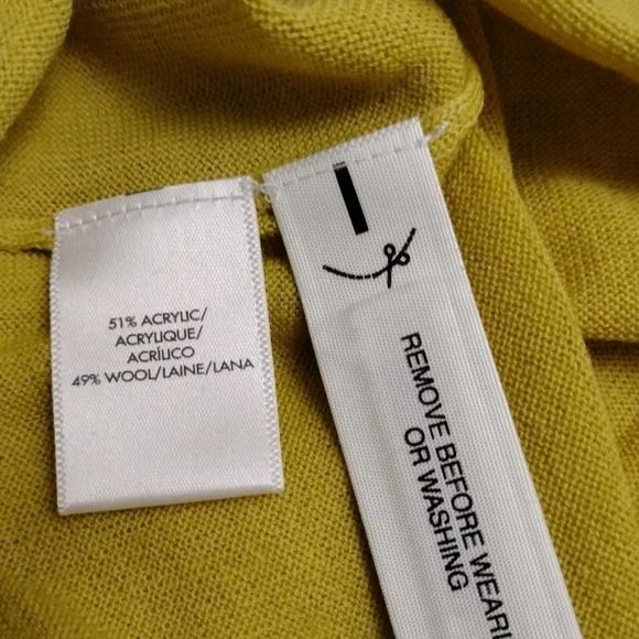 Ann Taylor Long Sleeve Pullover Top Faux Pearl Accent Yellow Women's Size S NWT - Picture 4 of 5